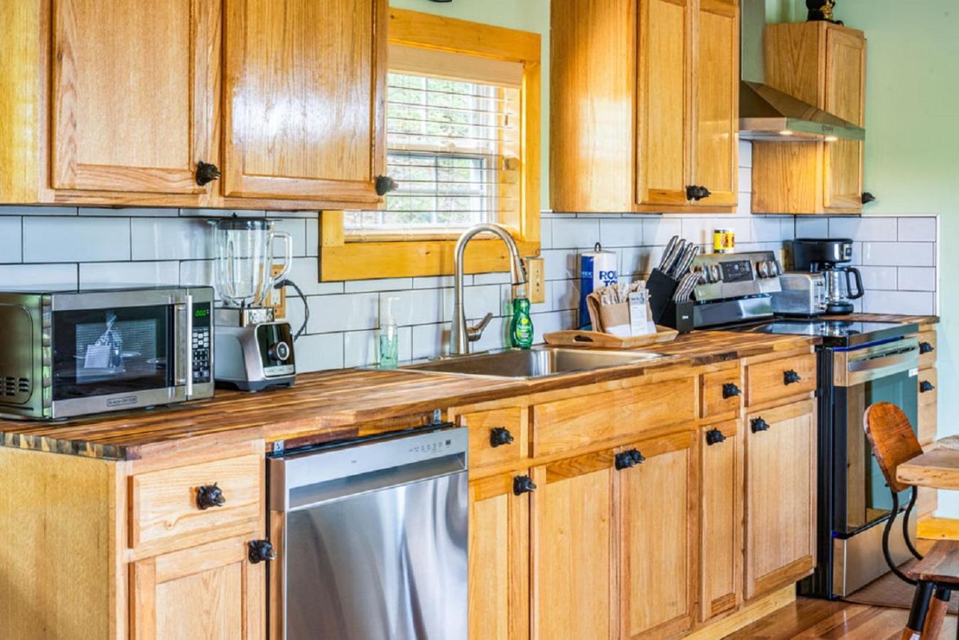 Brand New Tiny Cabin! A Bearly Adventure Sevierville Extérieur photo